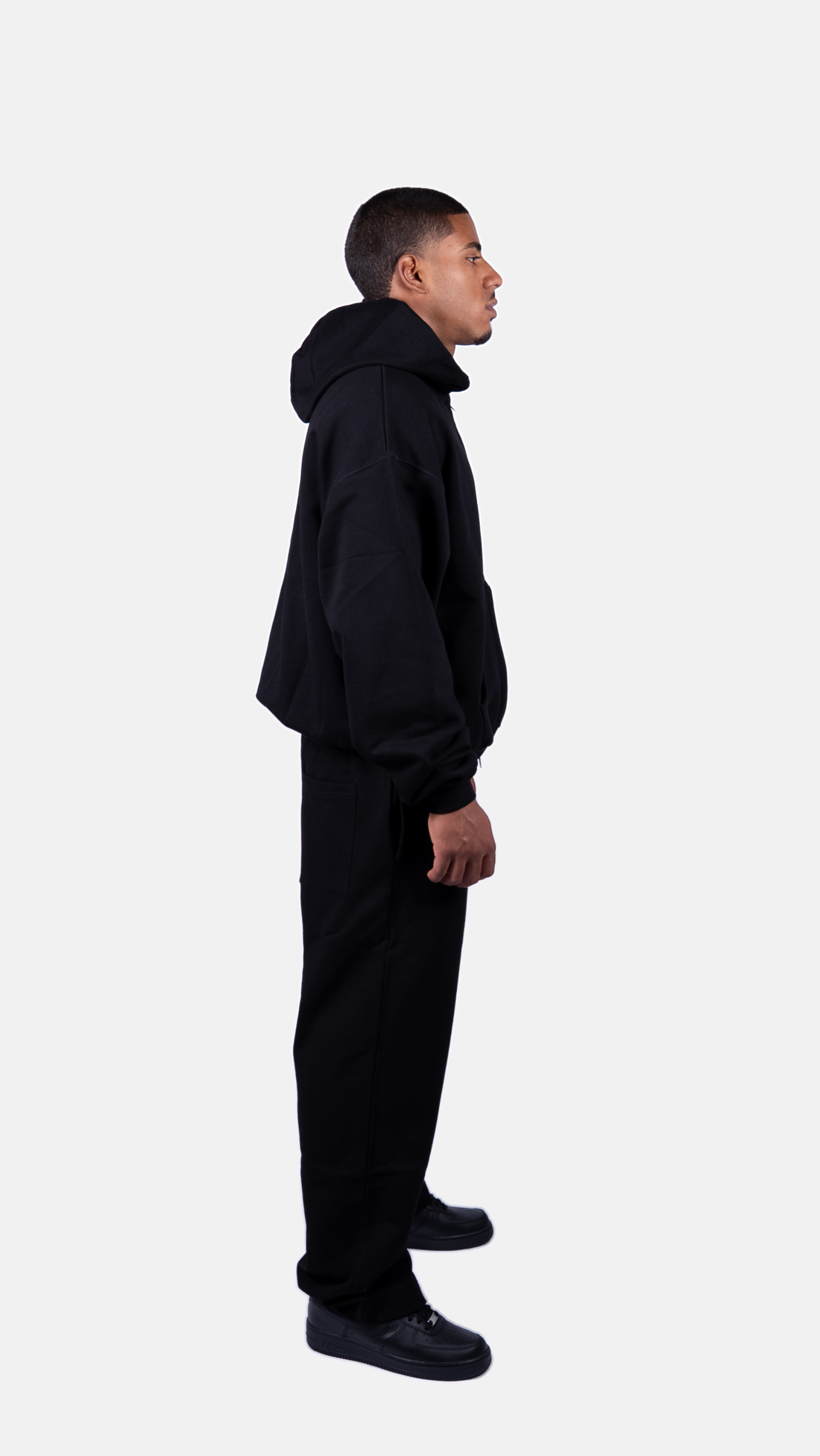 Men’s black trousers